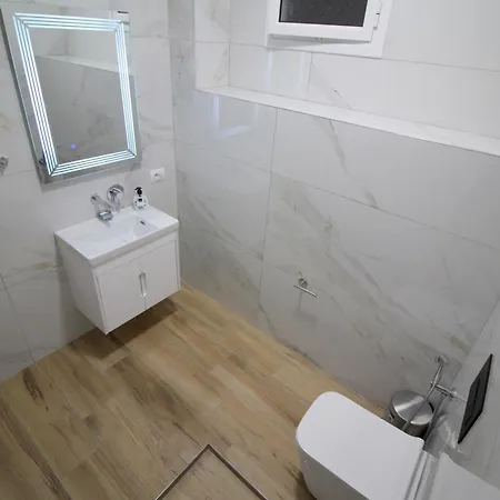 Alis Apartment