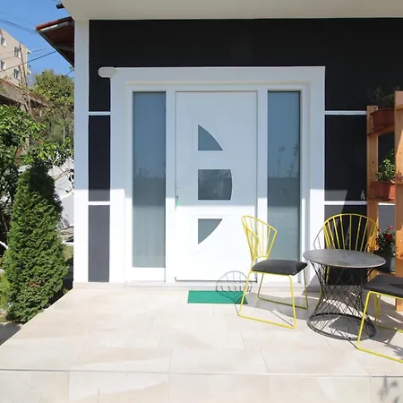 Alis Apartment Sarande